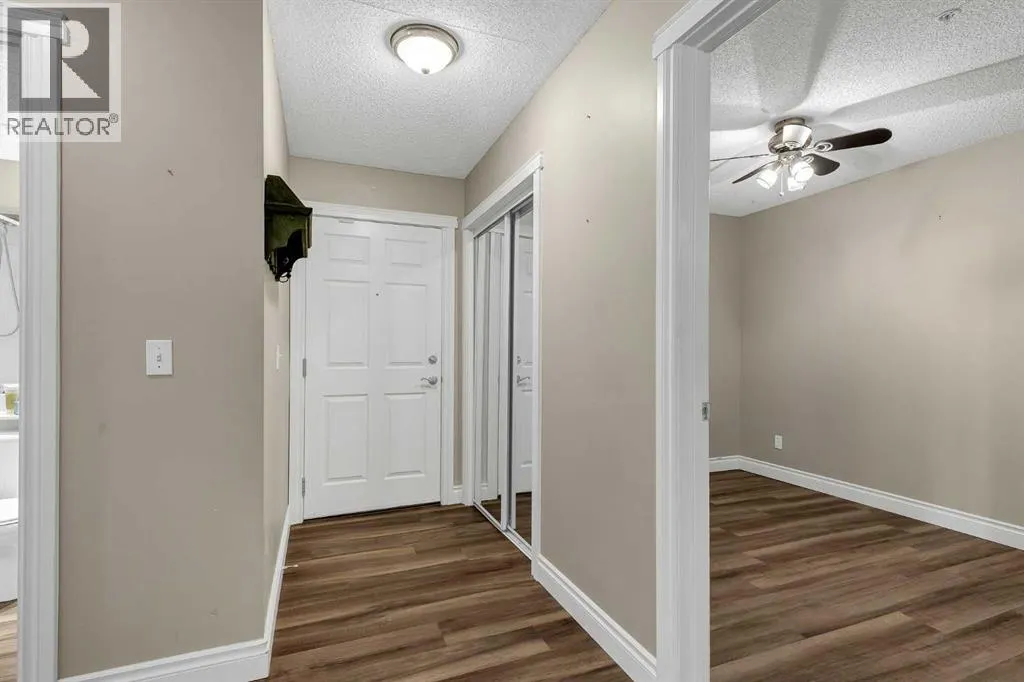 1113, 950 Arbour Lake Road NW