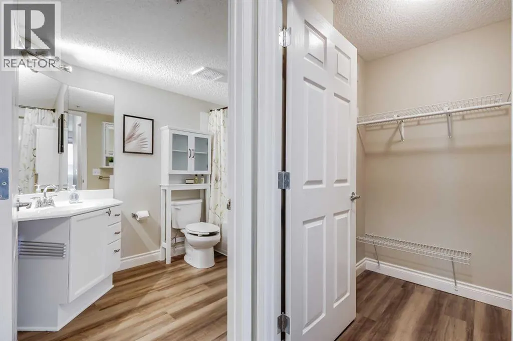 1113, 950 Arbour Lake Road NW
