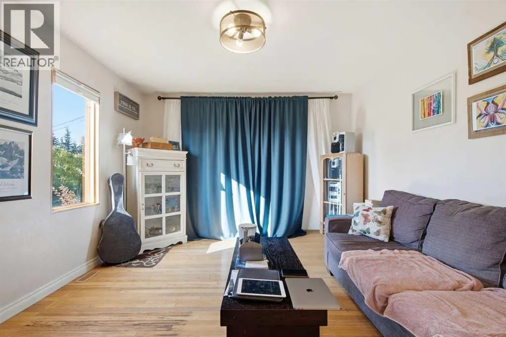 148 Crescent Road
