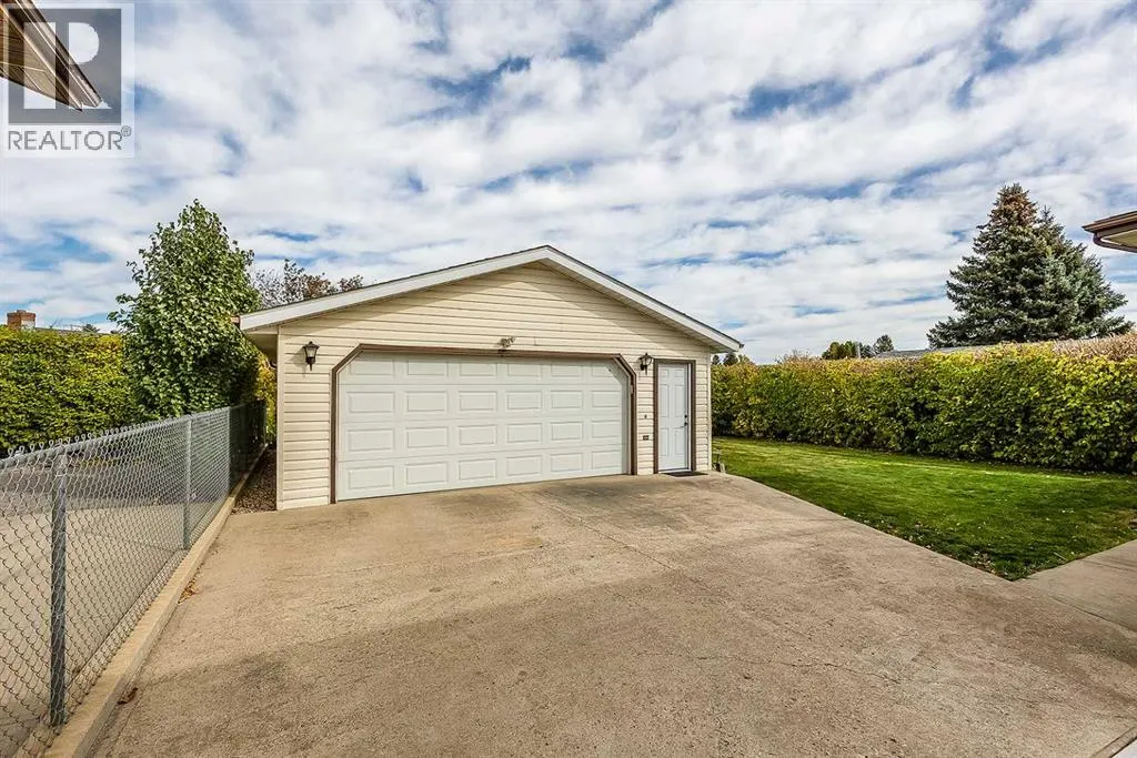 46 Ross Haven Place SE