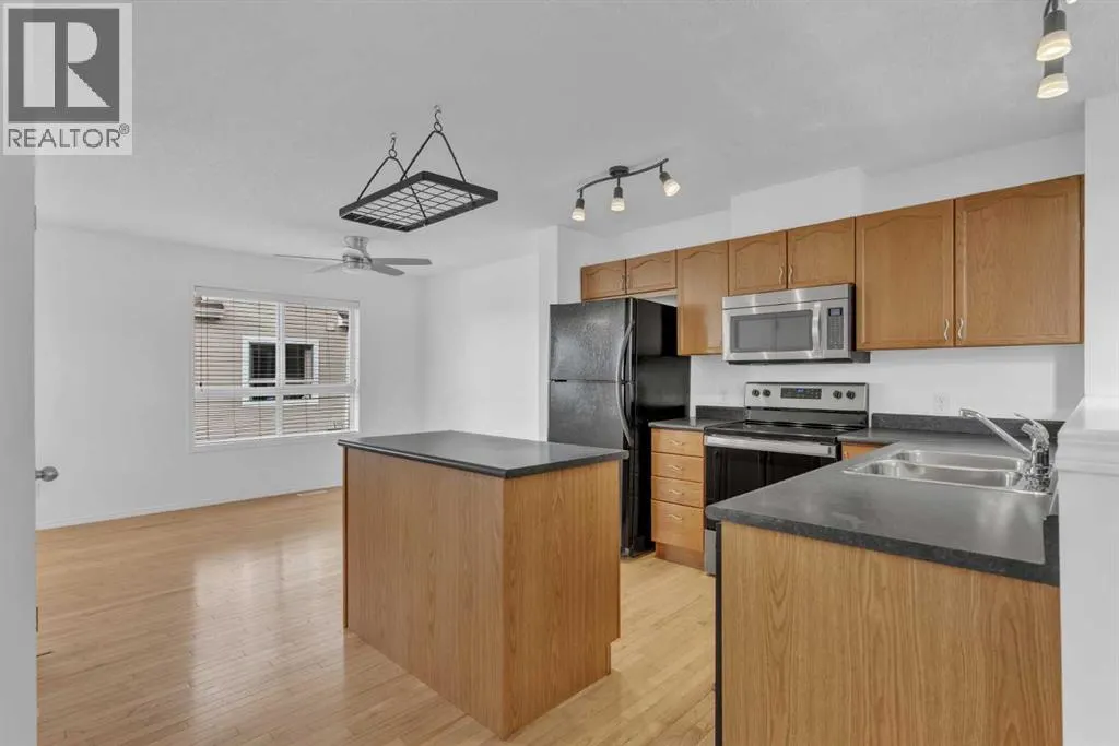 60 Tuscany Court NW