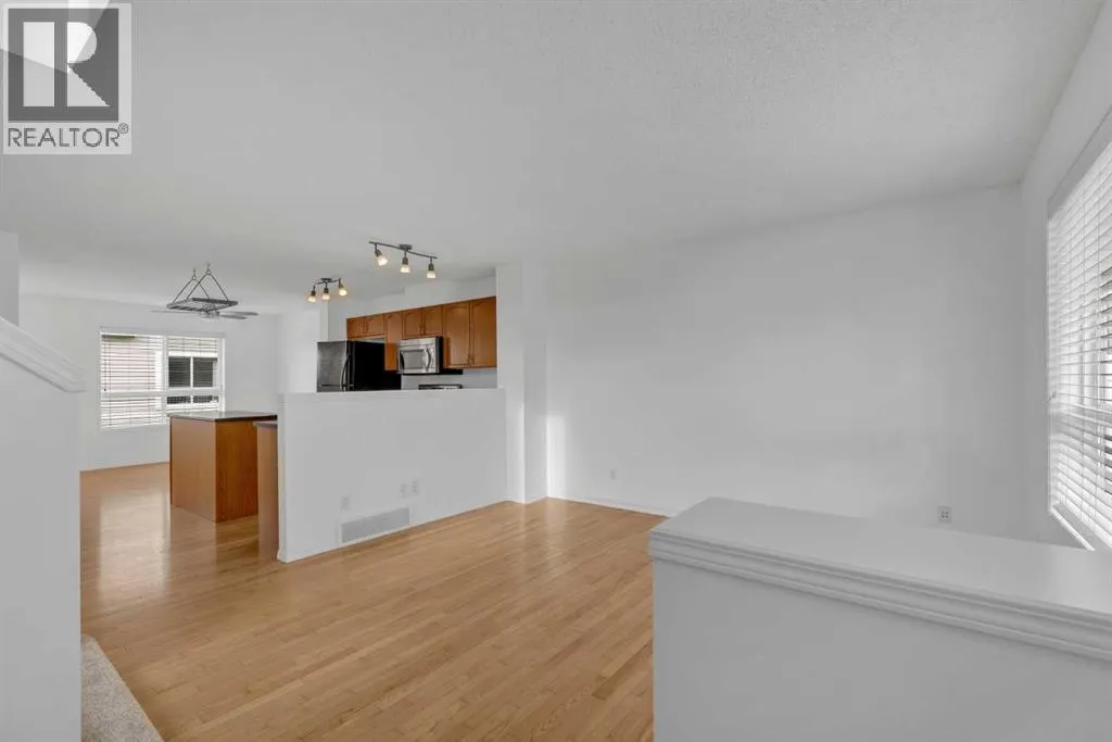 60 Tuscany Court NW