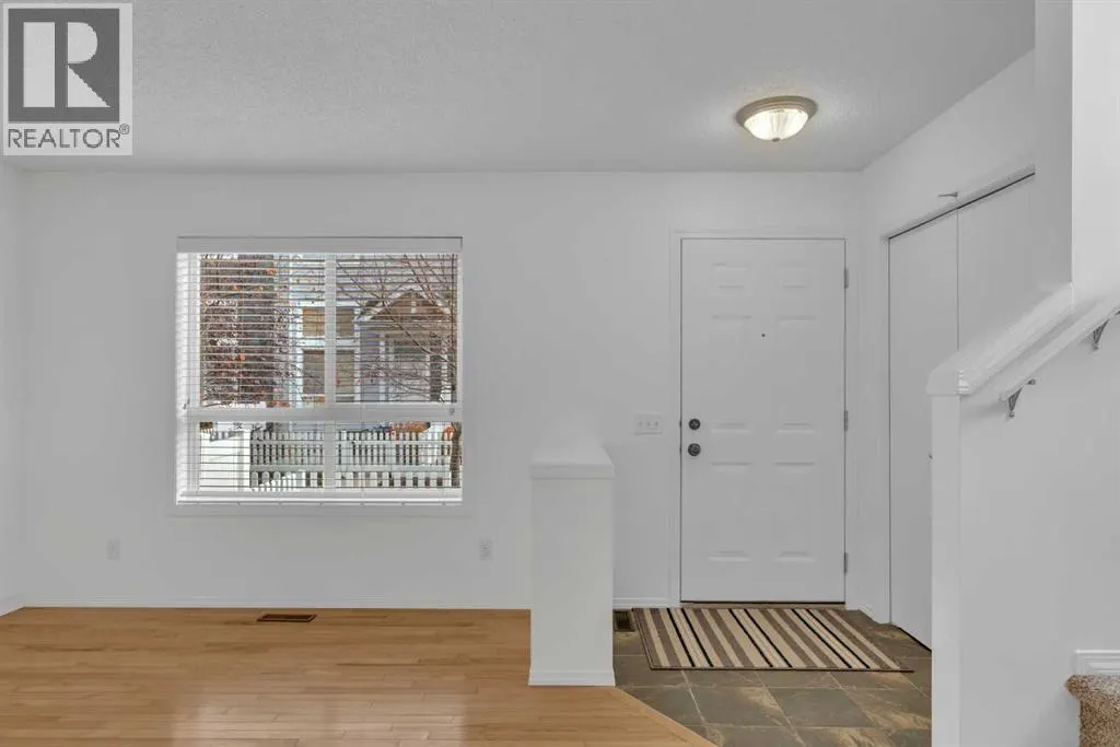 60 Tuscany Court NW