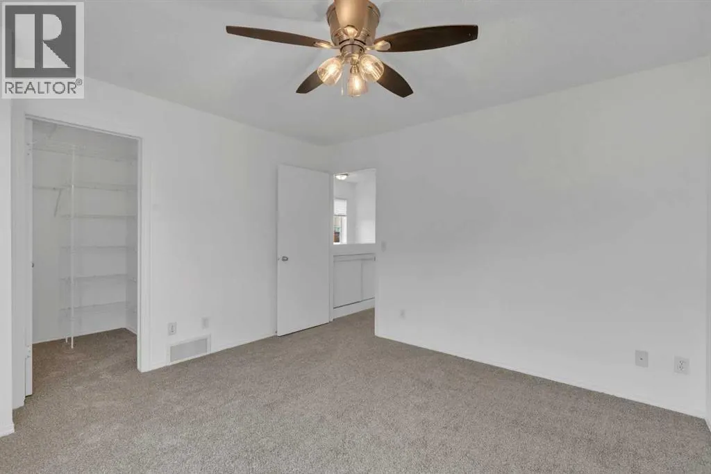 60 Tuscany Court NW