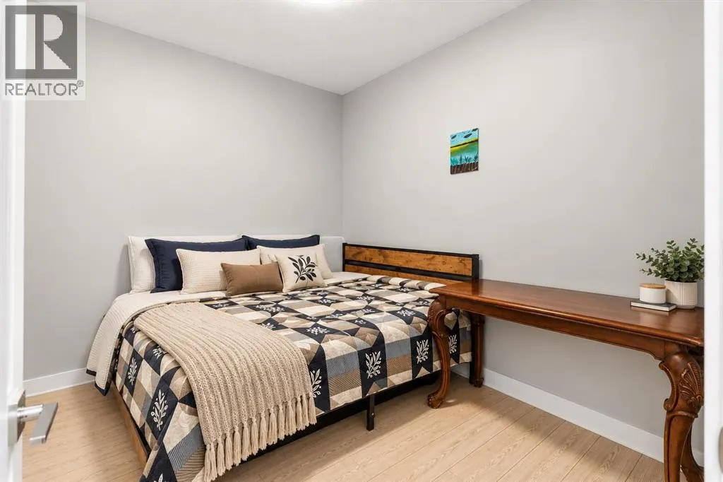 1218, 395 Skyview Parkway NE