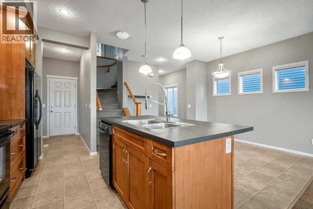 126 River Heights Crescent