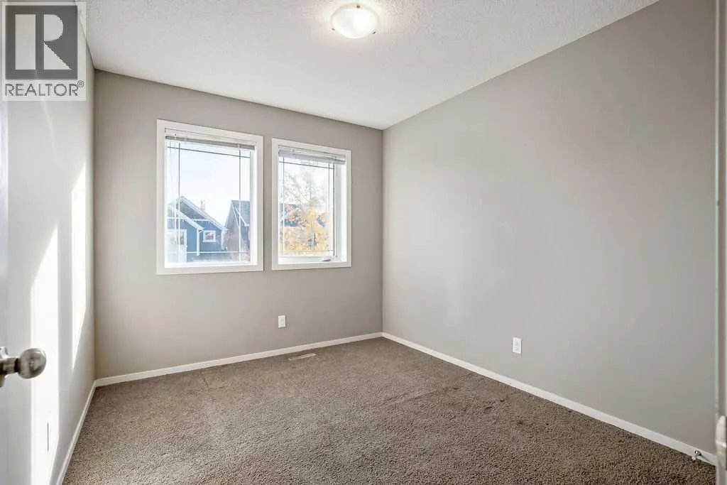 126 River Heights Crescent
