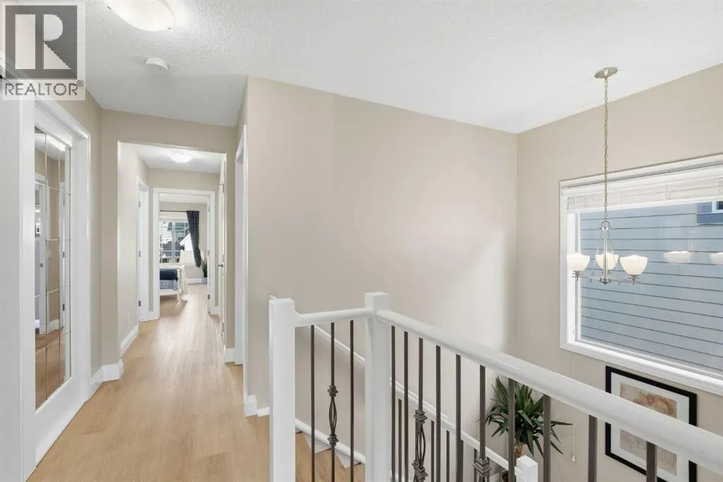 14 Riviera Place