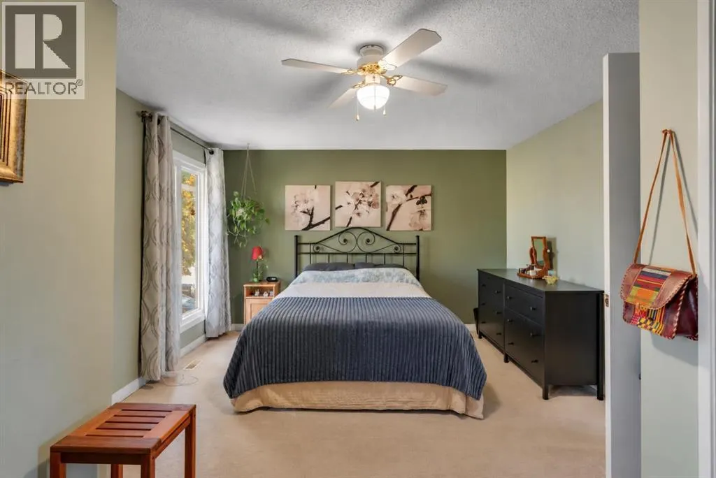 92, 2300 Oakmoor Drive SW