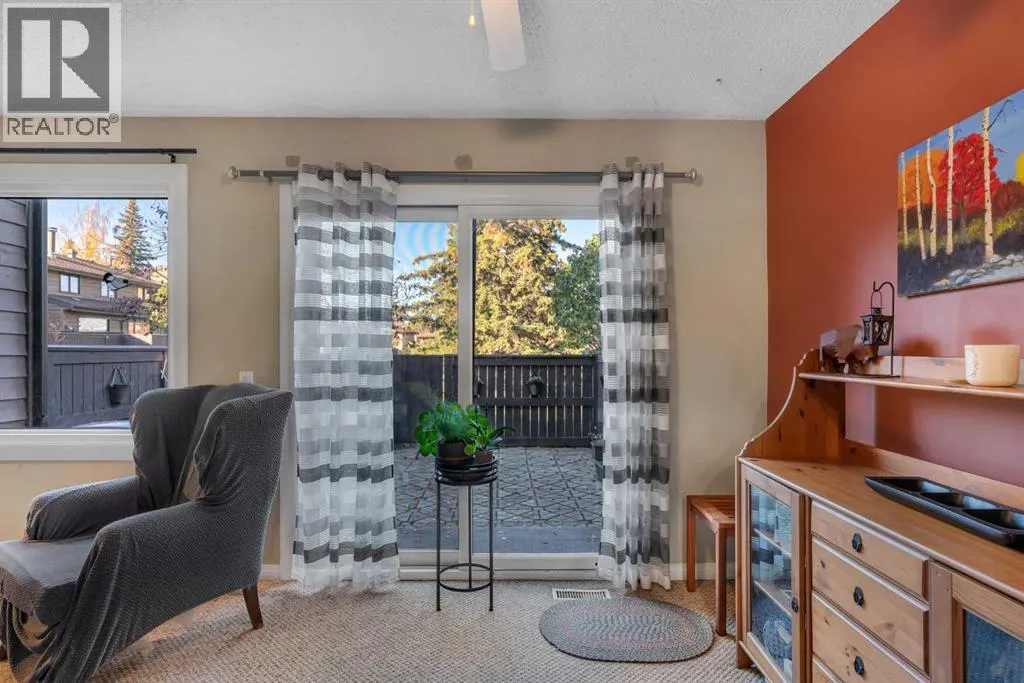 92, 2300 Oakmoor Drive SW