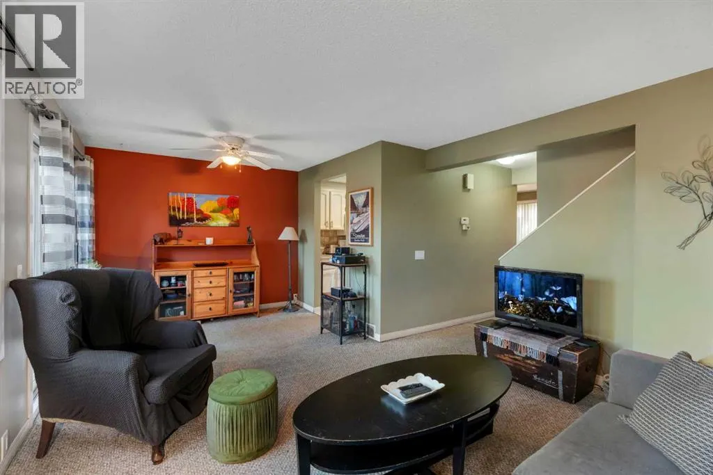 92, 2300 Oakmoor Drive SW