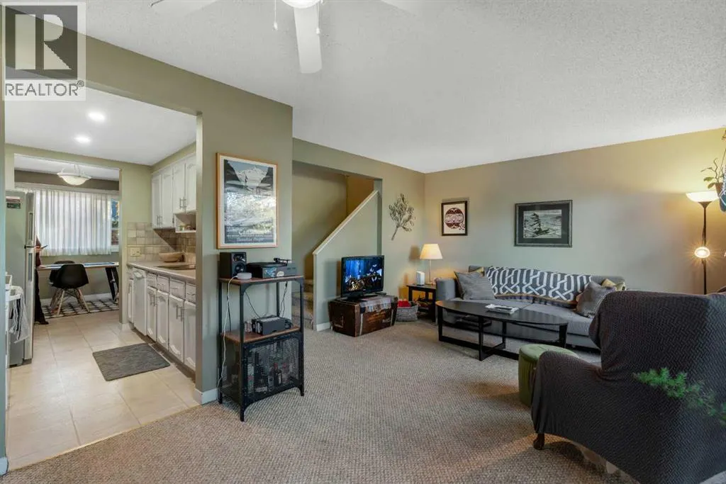 92, 2300 Oakmoor Drive SW