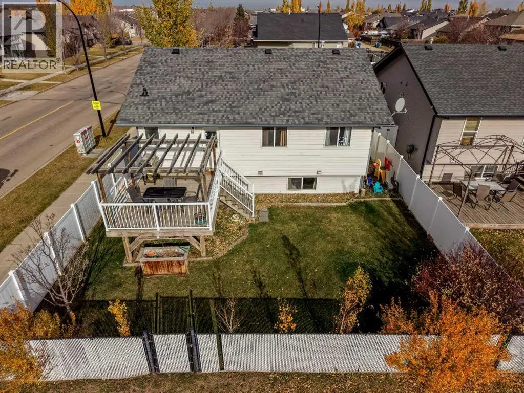 272 Jennings Crescent