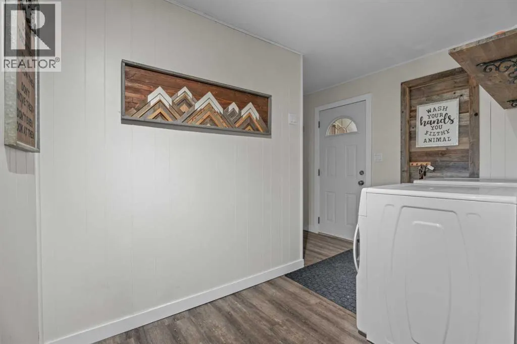 210 royalties Crescent