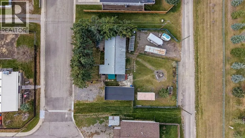 210 royalties Crescent