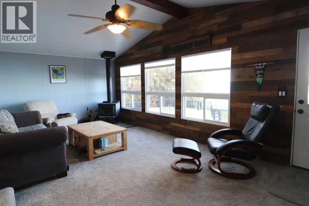 43 Lakeshore Drive