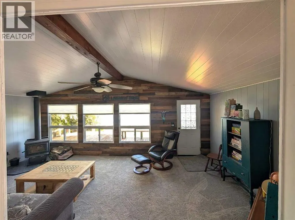 43 Lakeshore Drive