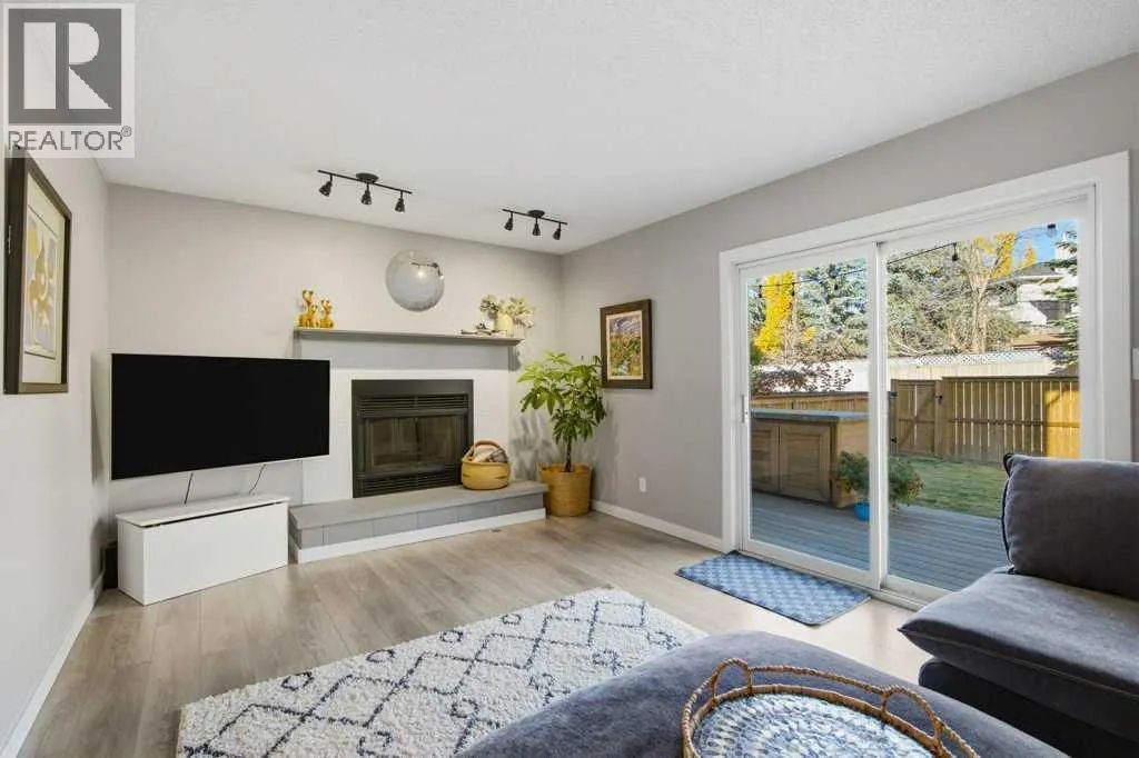 93 Downey Road