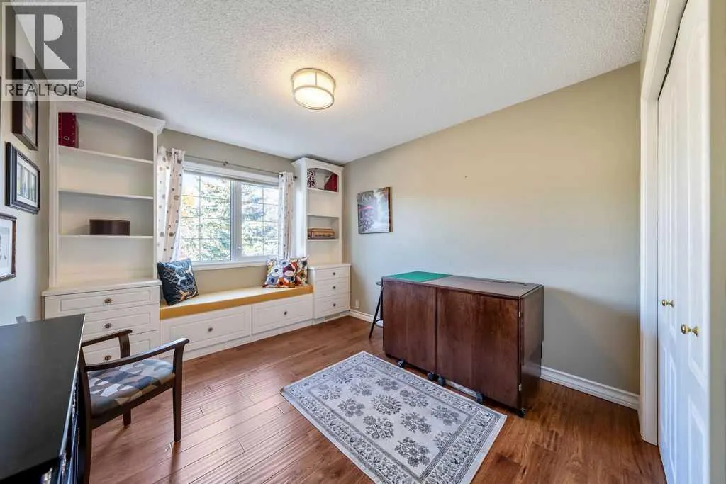 7 Springbank View SW