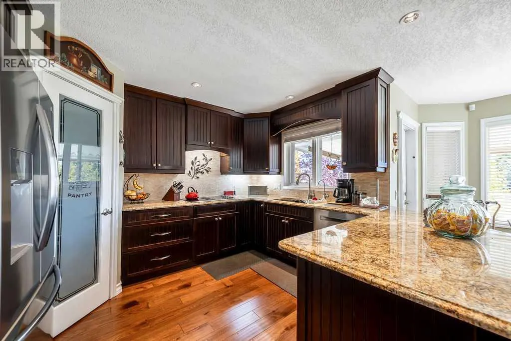7 Springbank View SW