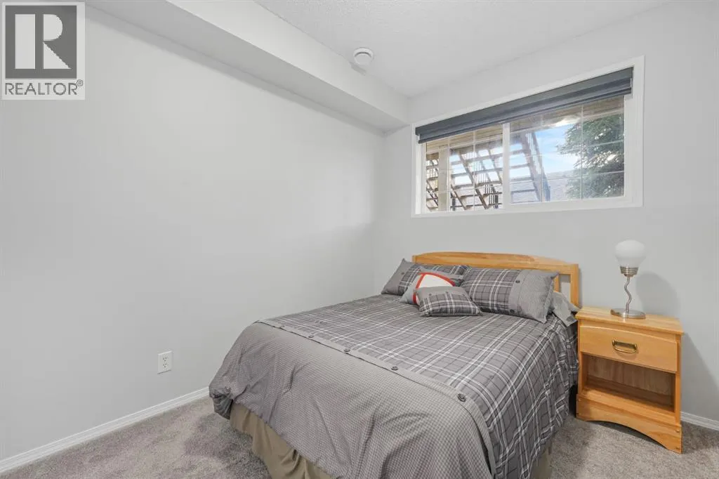 23, 29 Springborough Boulevard SW