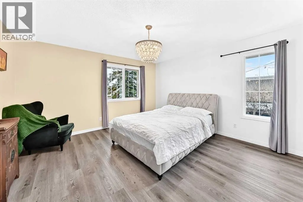 104 Christie Knoll Heights SW