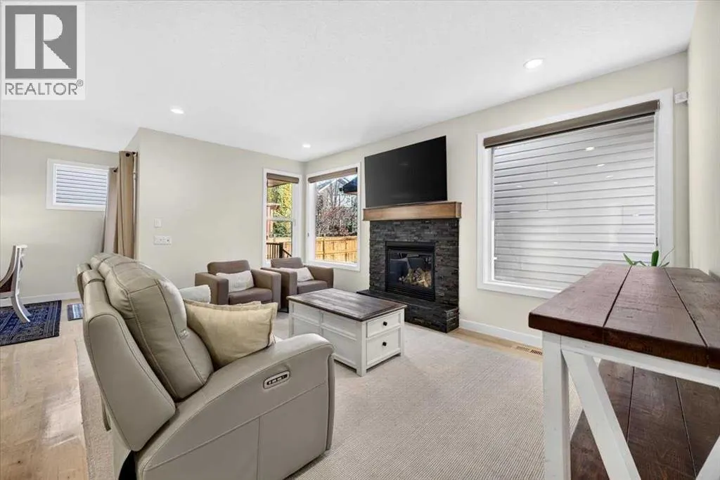 6 Auburn Shores Way SE