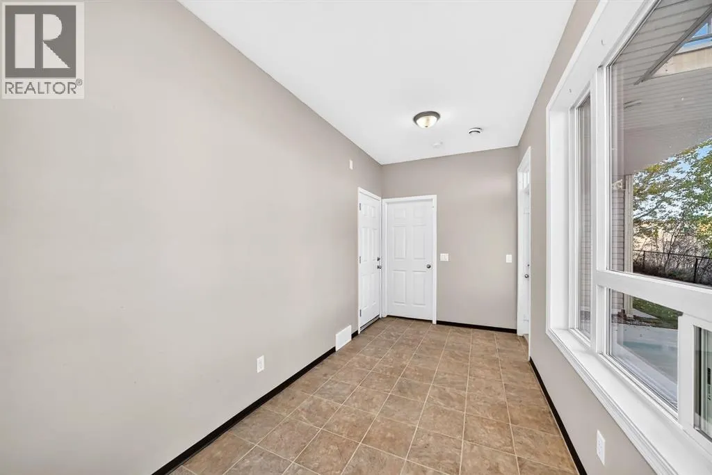 83 Kincora Heath NW