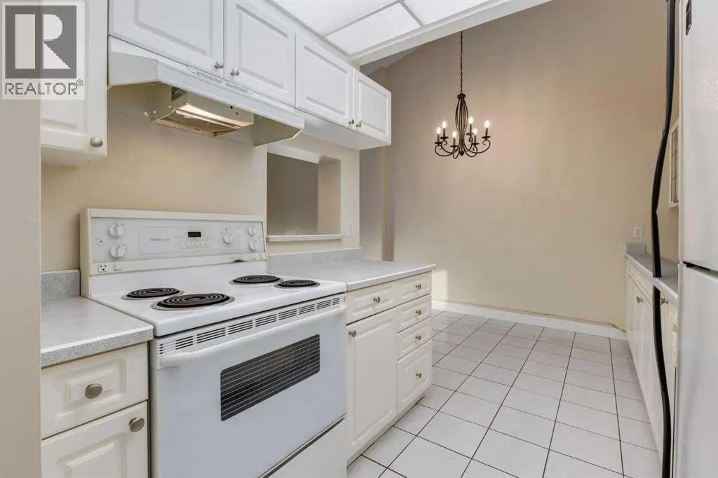 1402, 201 Braeglen Close SW
