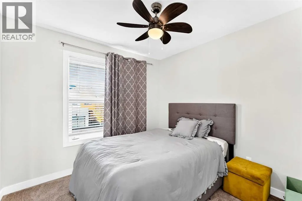 4, 69 Aquitania Circle W