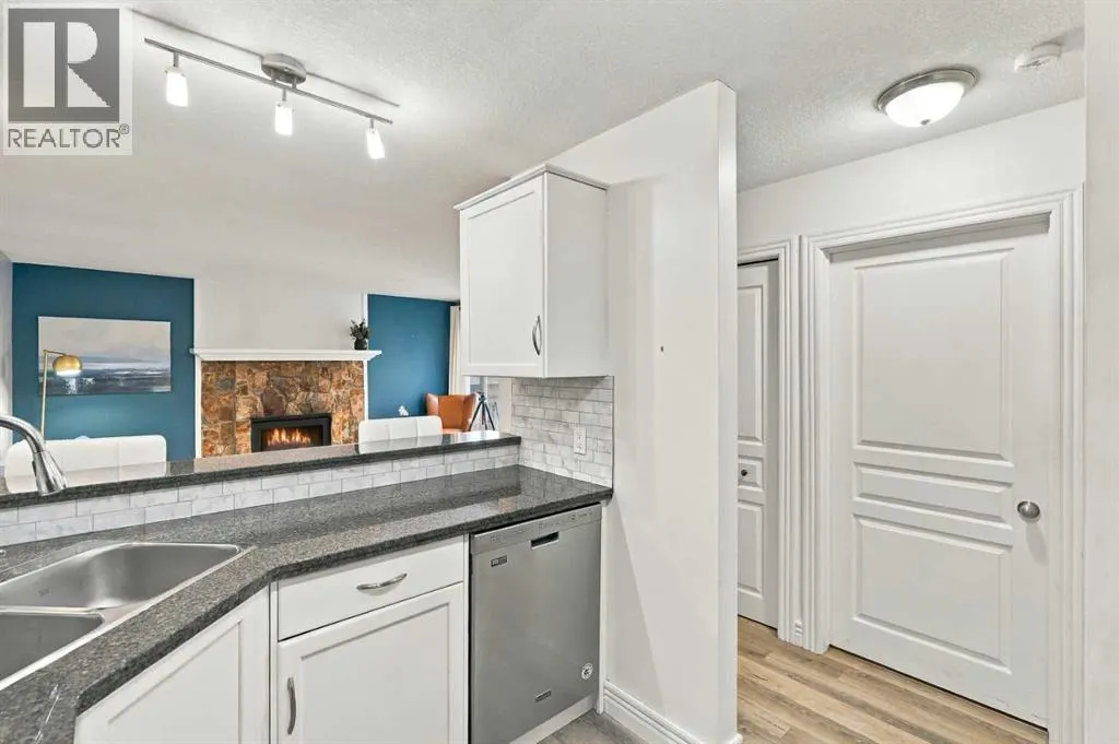 126, 33 Glamis Green SW