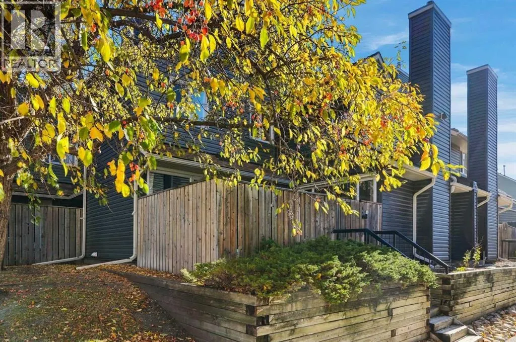 126, 33 Glamis Green SW