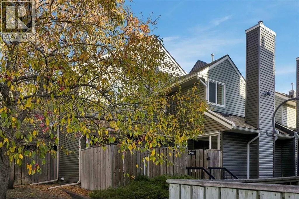 126, 33 Glamis Green SW
