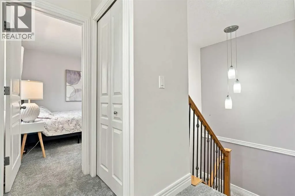 126, 33 Glamis Green SW