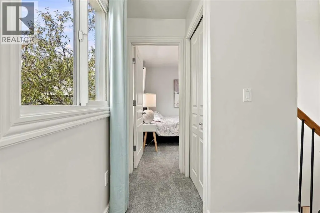 126, 33 Glamis Green SW
