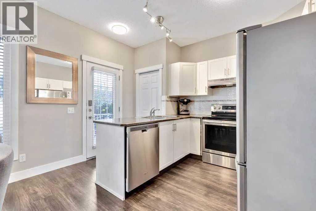 86 Inverness Square SE