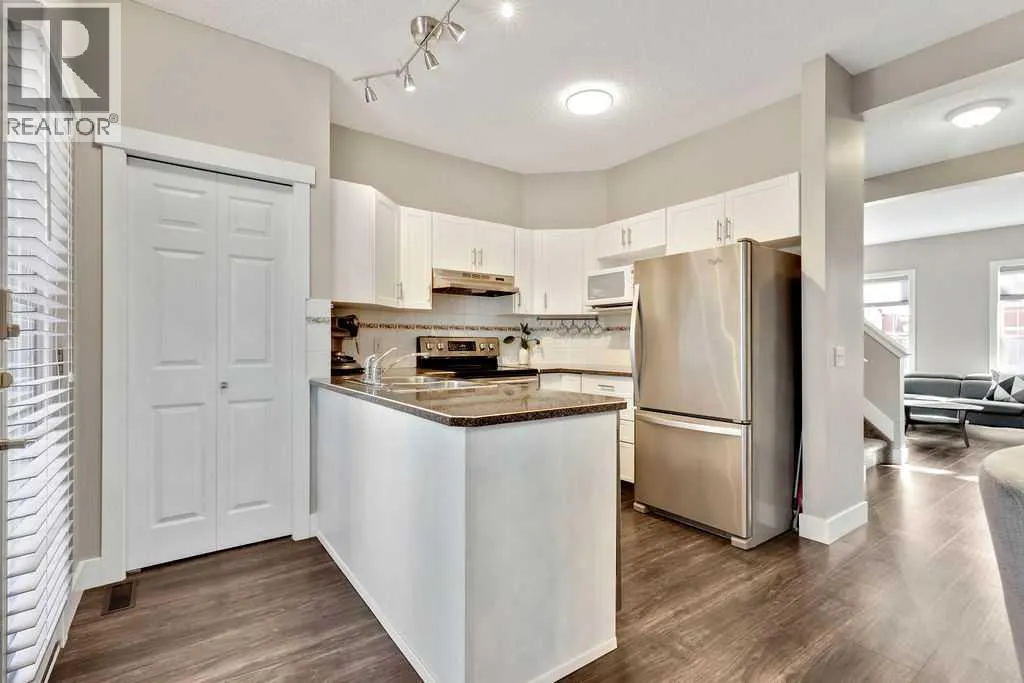86 Inverness Square SE
