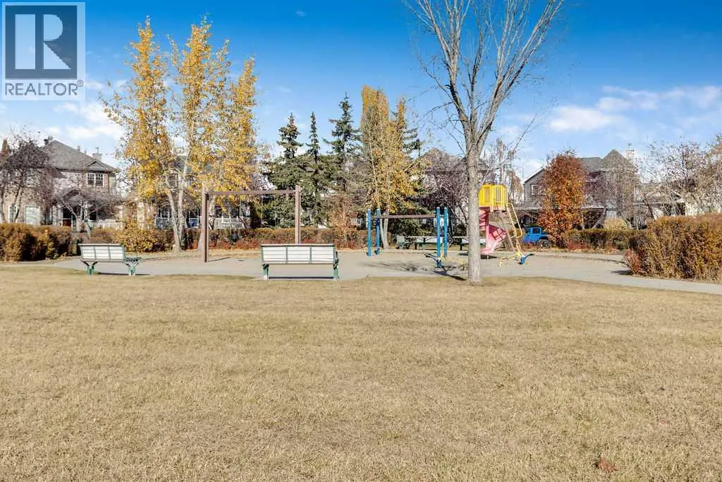 86 Inverness Square SE