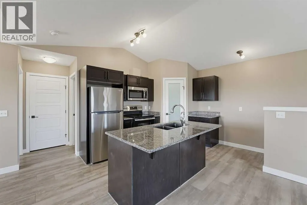 8301, 2781 Chinook Winds Drive SW