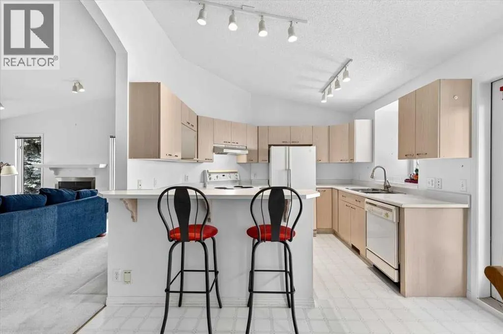 24, 5790 Patina Drive SW