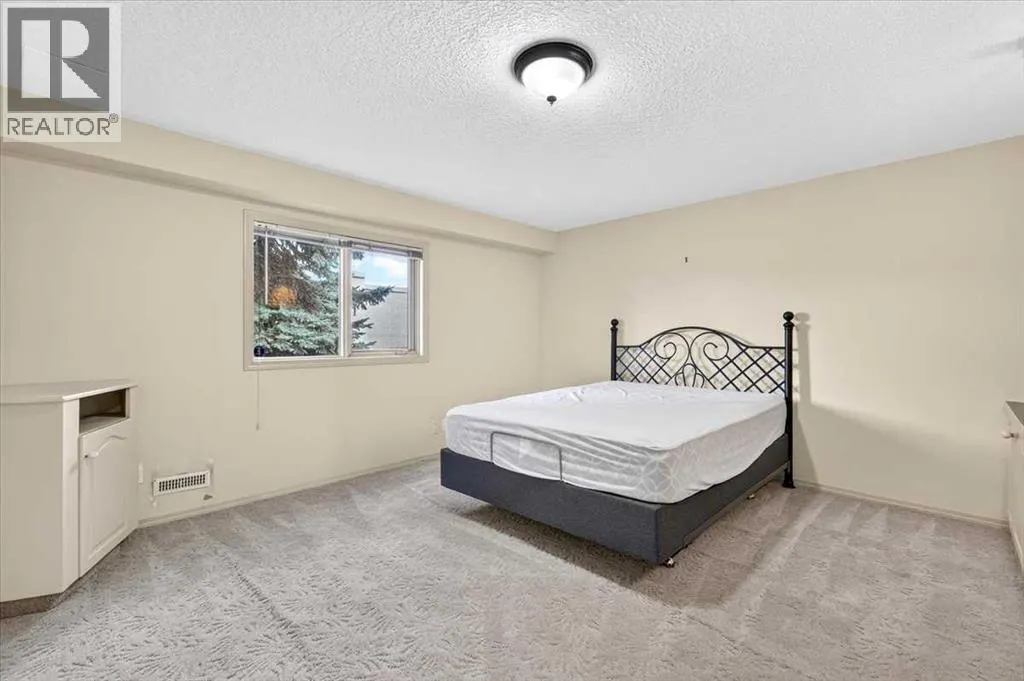 24, 5790 Patina Drive SW