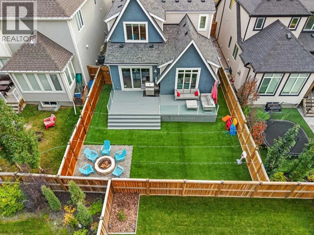 107 Masters Way SE