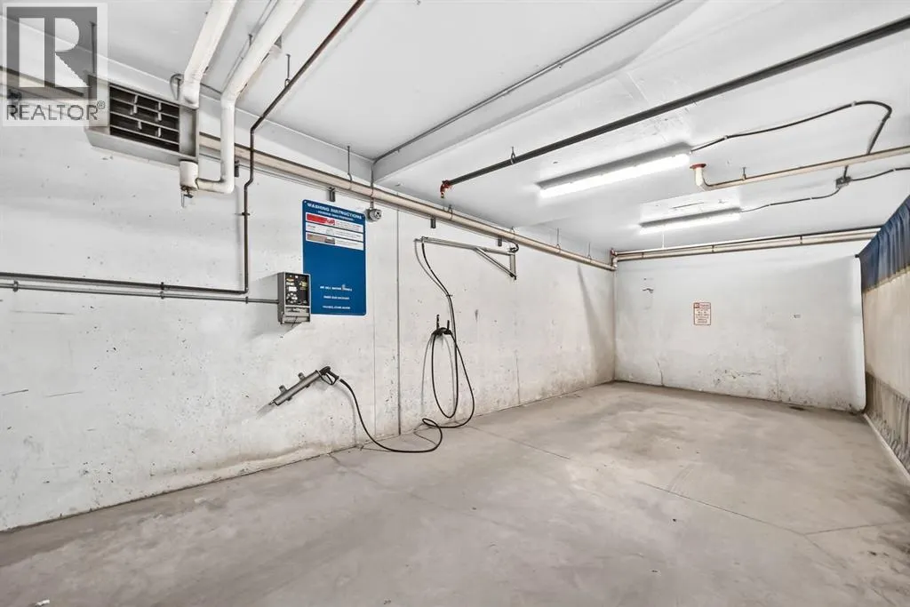 1205, 95 Burma Star Road SW