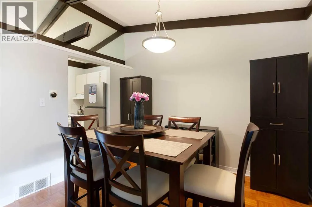 1513, 11010 Bonaventure Drive SE