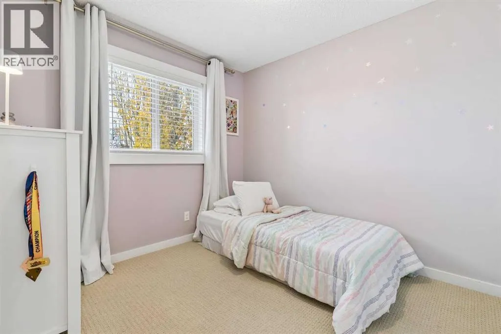 61 West Coach Place SW