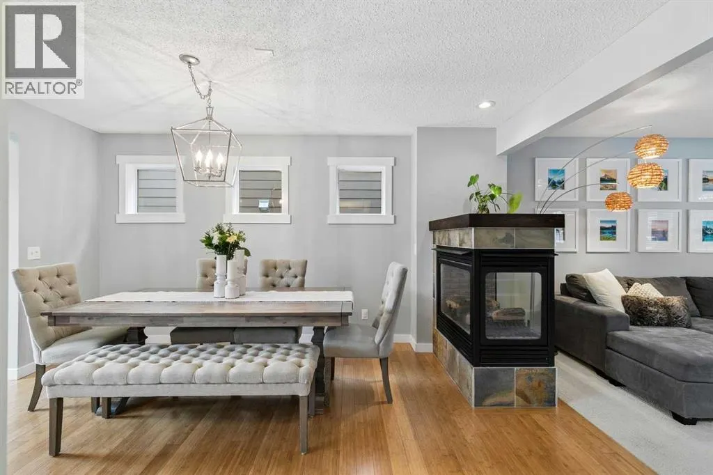 61 West Coach Place SW