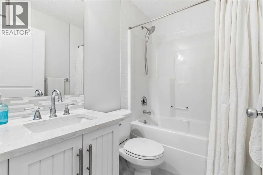 61 West Coach Place SW