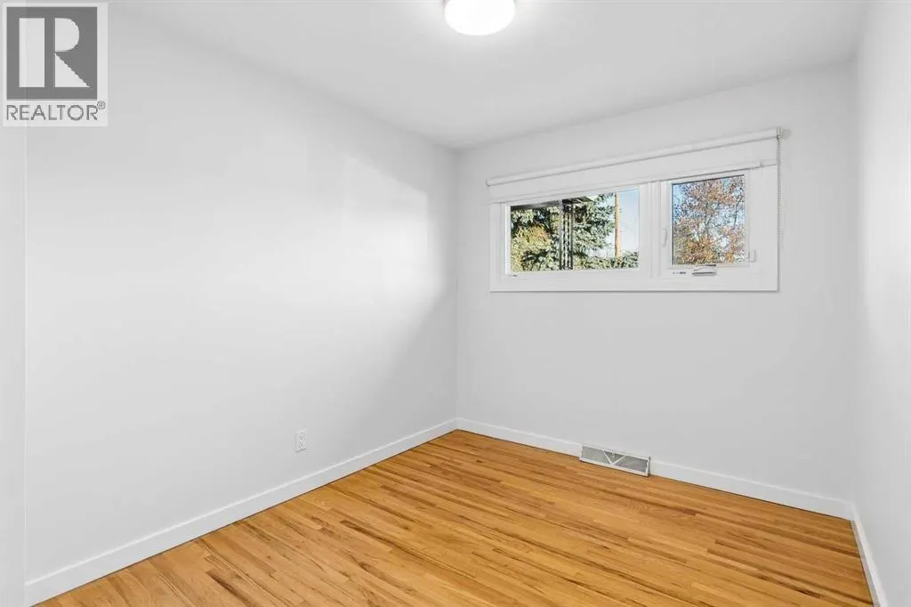 31 Hoover Place SW