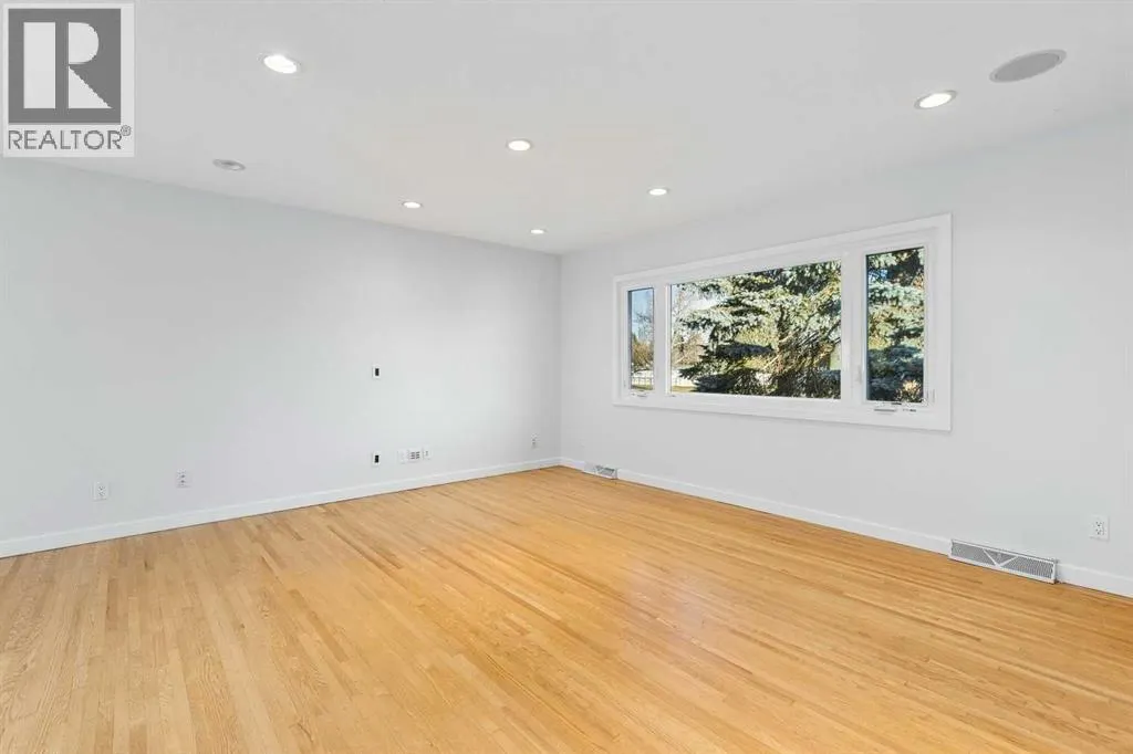 31 Hoover Place SW