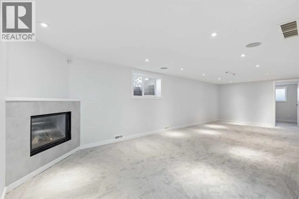 31 Hoover Place SW